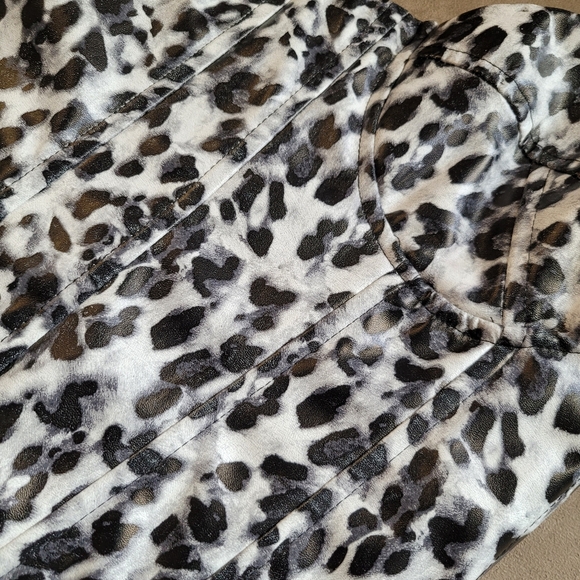 PRETTY LITTLE THING Leopard Faux leather strapless Body Suit | New ! - Picture 8 of 10